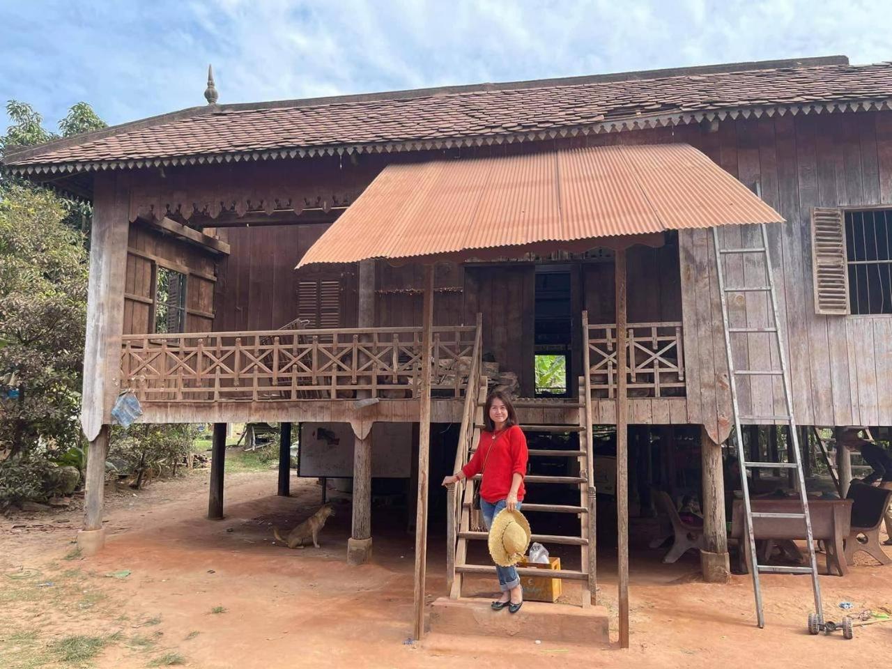 Dontrei Villa Angkor Сіємреап Екстер'єр фото